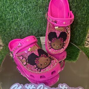 CROCS Pink Glitter HK Character Clogs